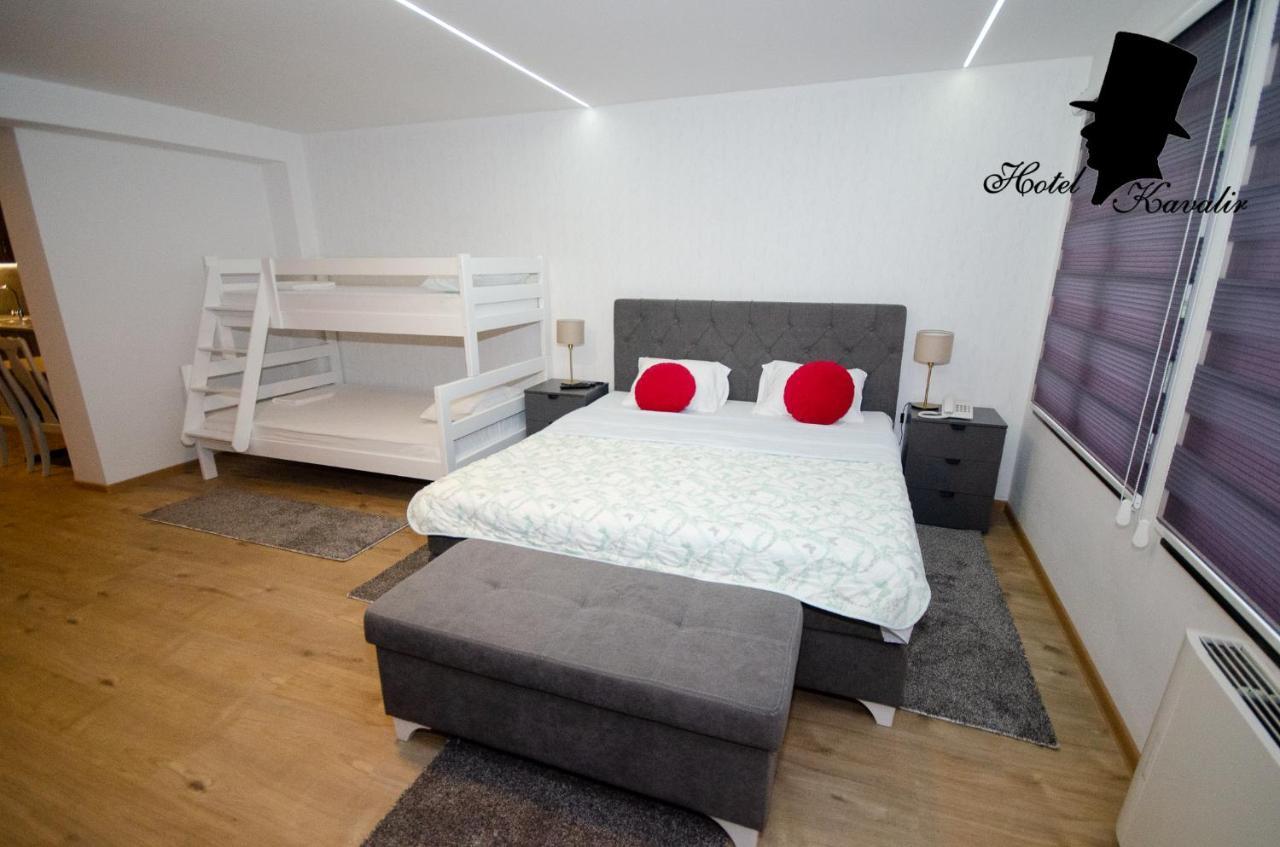 Hotel Kavalir Zepce المظهر الخارجي الصورة