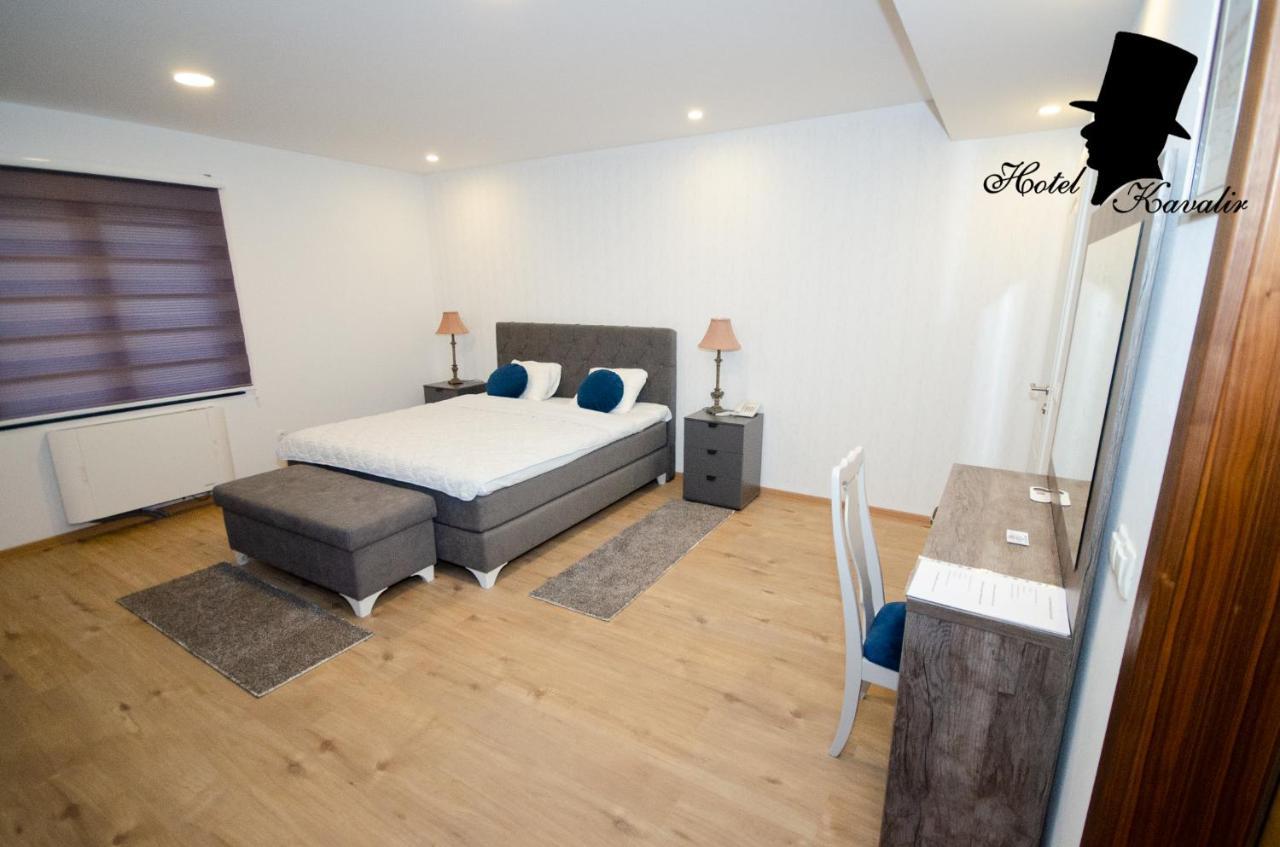 Hotel Kavalir Zepce المظهر الخارجي الصورة